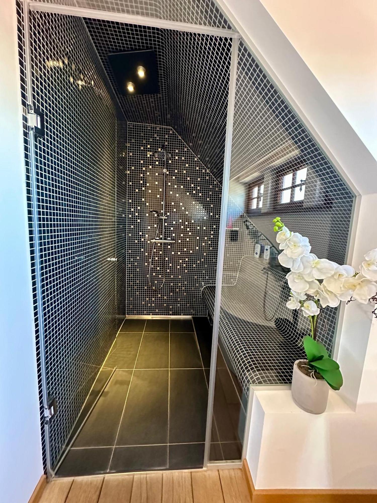 Luxus Suite Mit Einmaligem Blick Auf Die Frauenkirche Dresda Esterno foto
